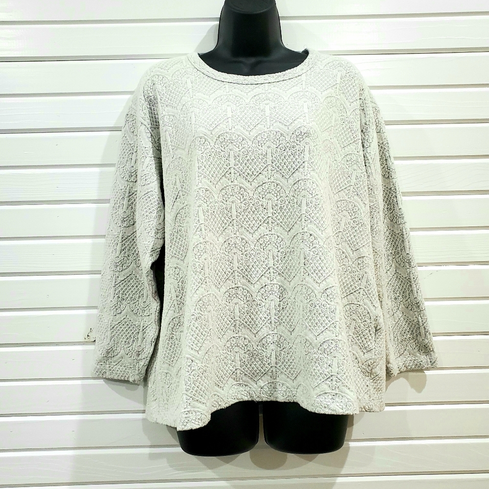 Jane and Delancey 3/4 Sleeve Top